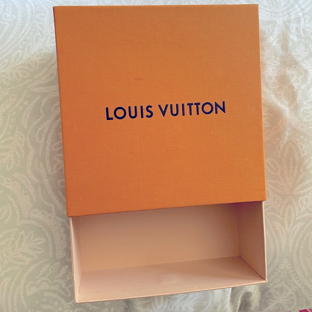 Louis Vuitton gift box